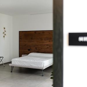 Camera con letto king size
